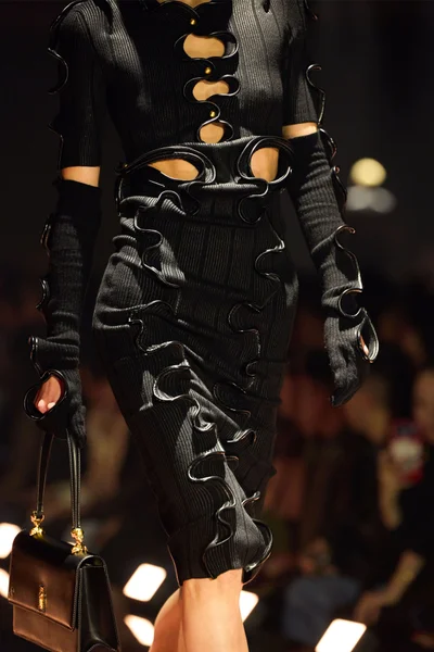 Look 94